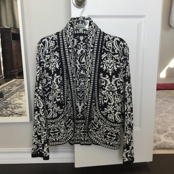 NWOT Patterned Cardigan - Picture 3 of 3